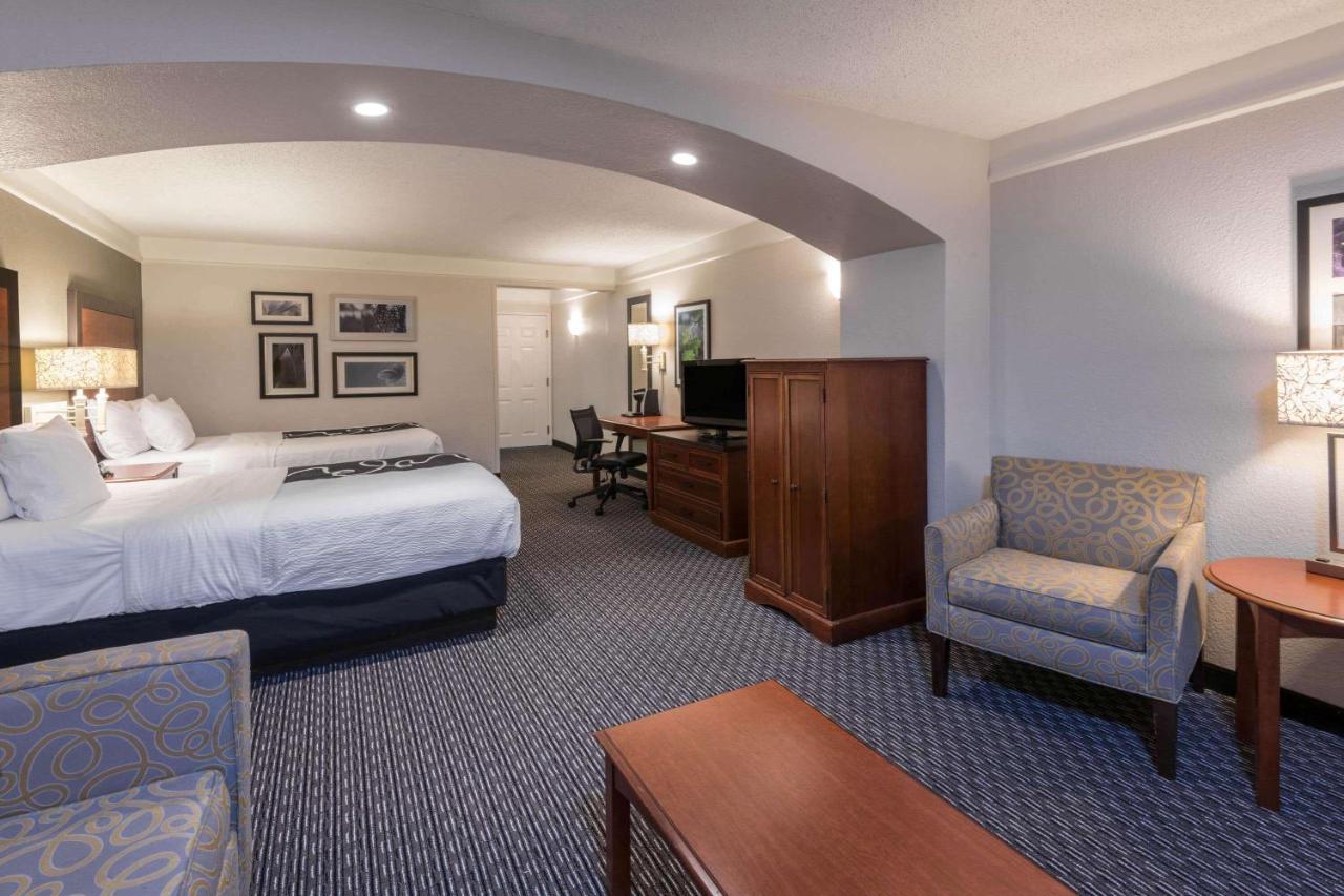 La Quinta Inn & Suites By Wyndham San Antonio Riverwalk Buitenkant foto
