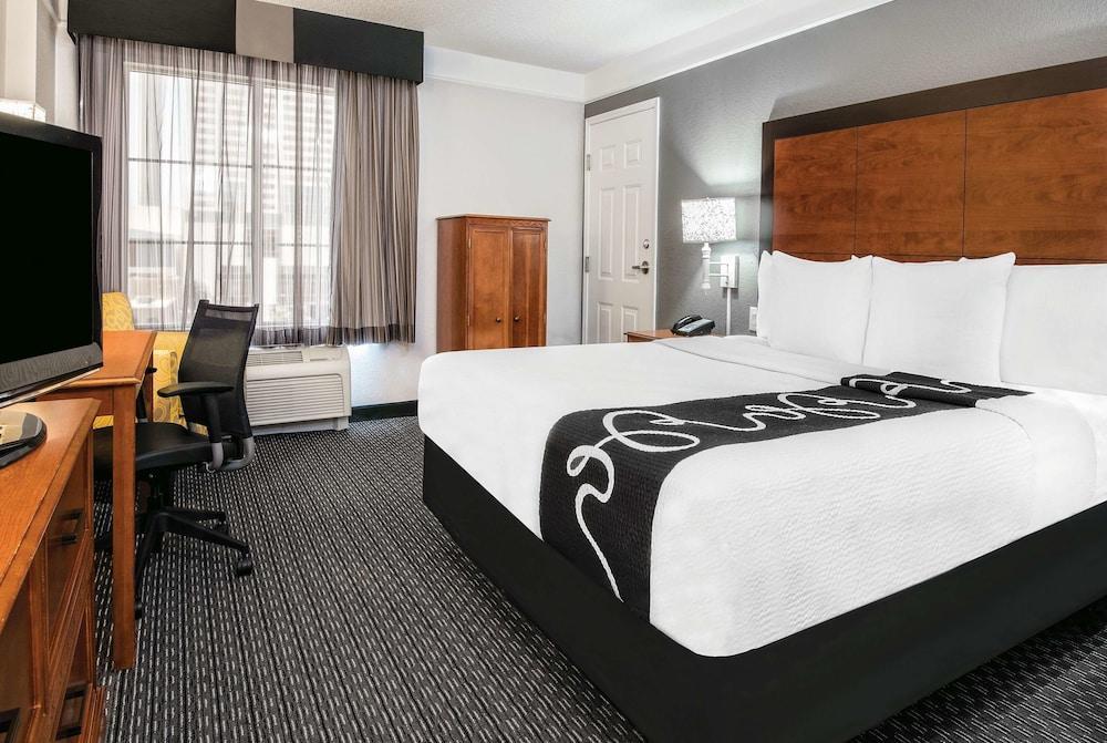 La Quinta Inn & Suites By Wyndham San Antonio Riverwalk Buitenkant foto