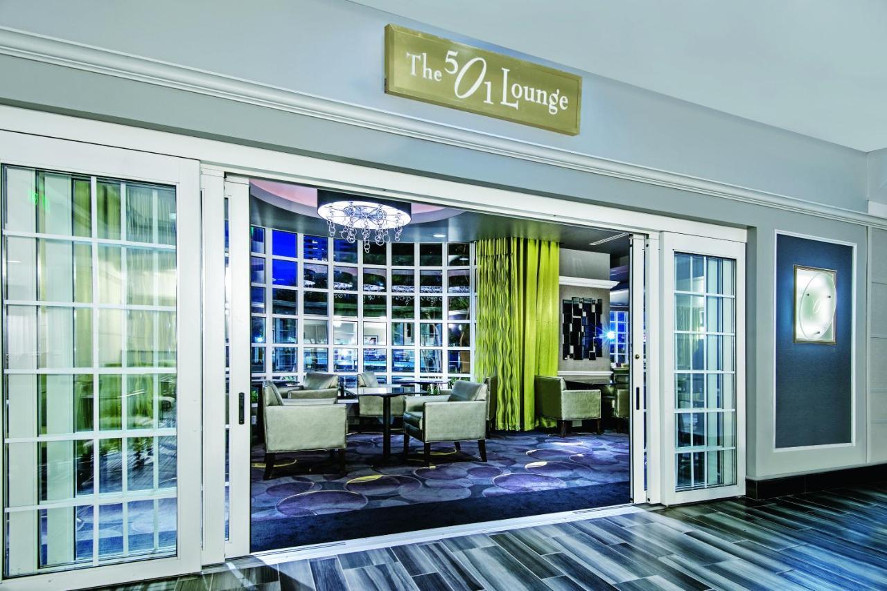 La Quinta Inn & Suites By Wyndham San Antonio Riverwalk Buitenkant foto