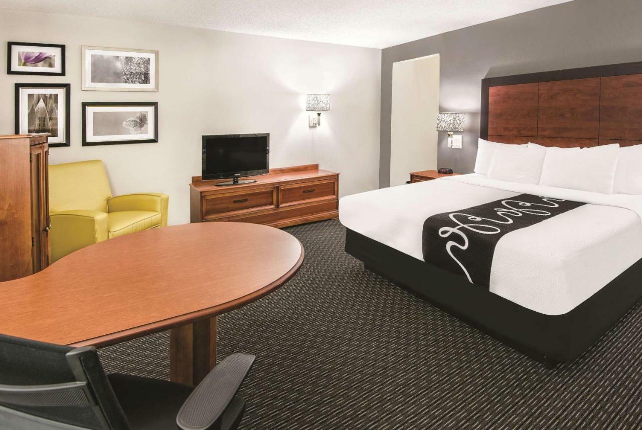 La Quinta Inn & Suites By Wyndham San Antonio Riverwalk Buitenkant foto