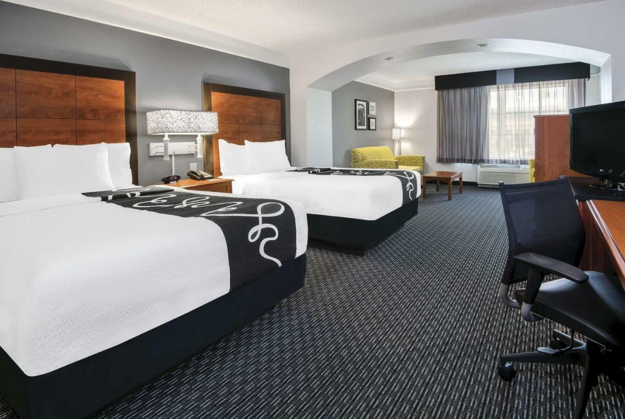 La Quinta Inn & Suites By Wyndham San Antonio Riverwalk Buitenkant foto
