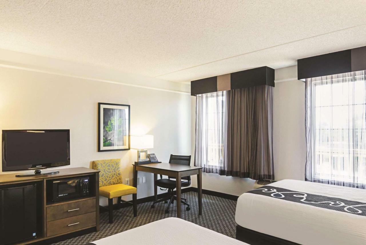 La Quinta Inn & Suites By Wyndham San Antonio Riverwalk Buitenkant foto