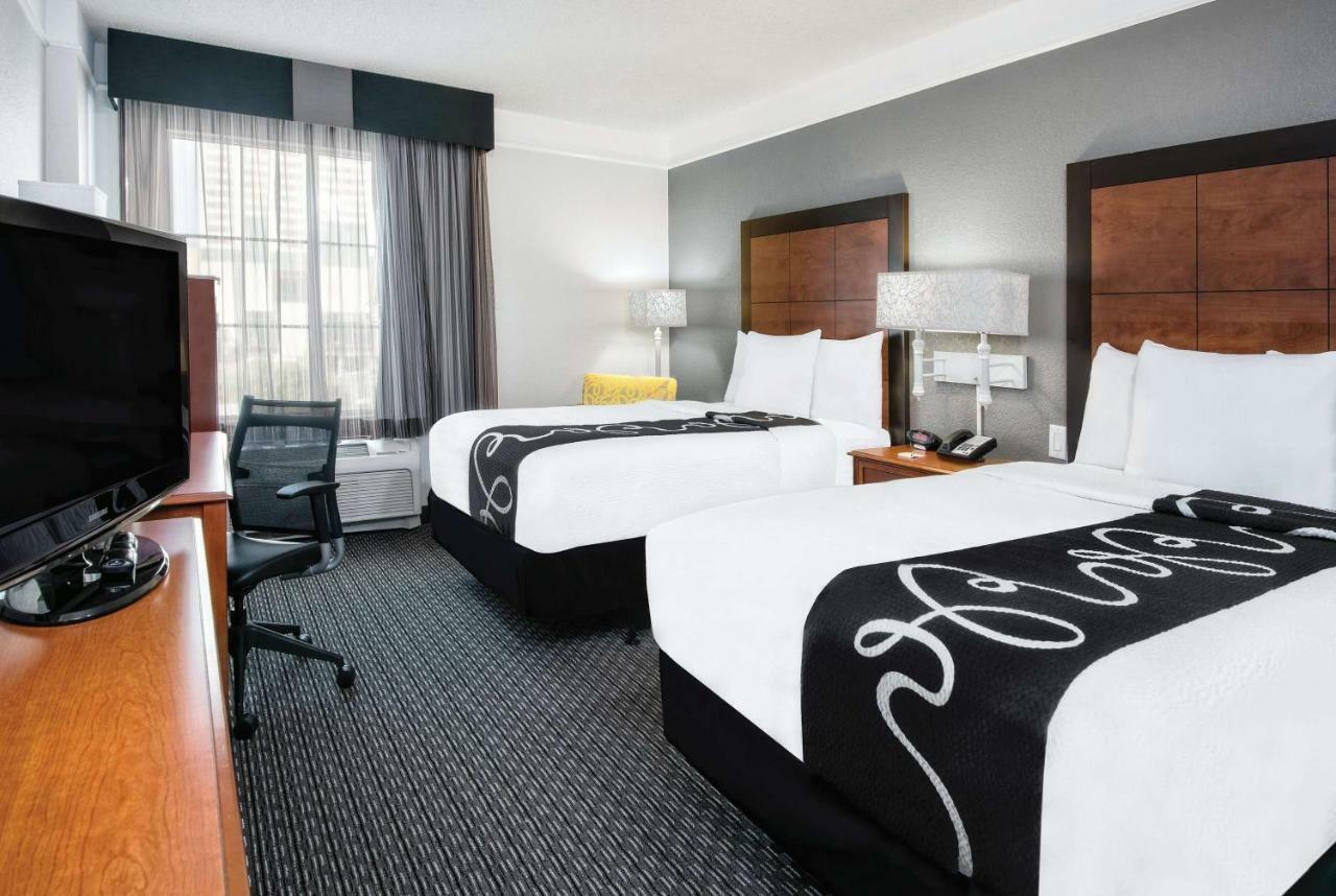 La Quinta Inn & Suites By Wyndham San Antonio Riverwalk Buitenkant foto