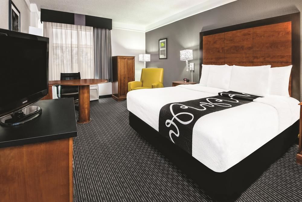 La Quinta Inn & Suites By Wyndham San Antonio Riverwalk Buitenkant foto